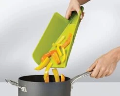 Joseph Joseph Chop2Pot Plus Large - Green -Home Furnishings Store 27401 19189