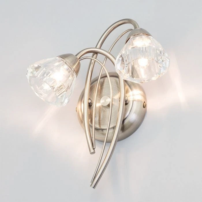 BHS Marianne Wall Light Antique Brass 3 BHS Marianne Wall Light Antique Brass - Image 2