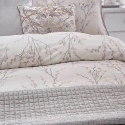 Laura Ashley Pussy Willow Dove Grey Duvet Set -Home Furnishings Store 44305 6145
