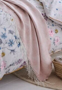 Laura Ashley Payton Dark Blush Throw -Home Furnishings Store 44316 6121