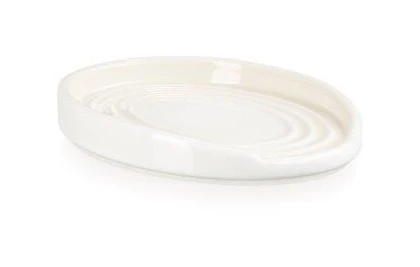 Le Creuset Oval Spoon Rest Meringue 3 Le Creuset Oval Spoon Rest Meringue