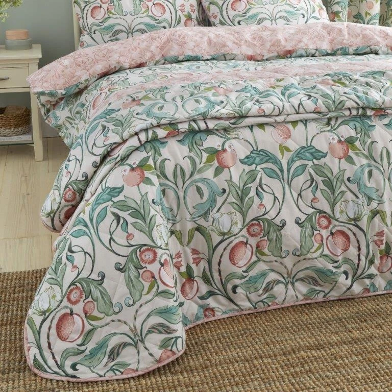 Catherine Lansfield Clarence Floral Bedspread 3 Catherine Lansfield Clarence Floral Bedspread