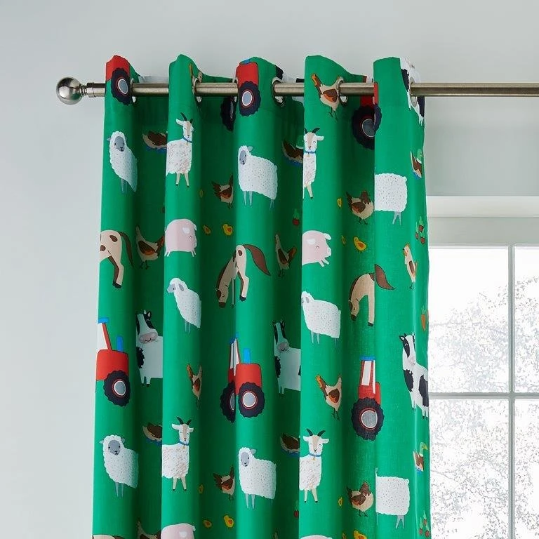Catherine Lansfield Farmyard Animals Kids 66x72 Curtains 5 Catherine Lansfield Farmyard Animals Kids 66x72 Curtains - Image 3
